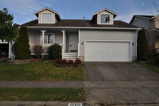 19319 Crown Ridge Blvd, Arlington, WA 98223