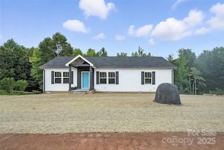 124 Dayton Rd, Dallas, NC 28034