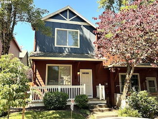 38569 Cascadia Village Dr, Sandy, OR 97055