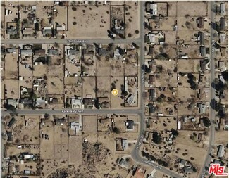 17279 Parkvalley Ave, Palmdale, CA 93591