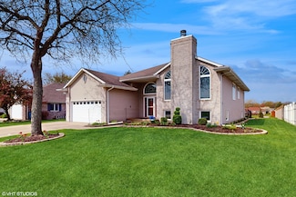 2966 Hawthorne Ln, Dyer, IN 46311