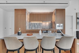 611 W 56th St Unit 5E, New York, NY 10019