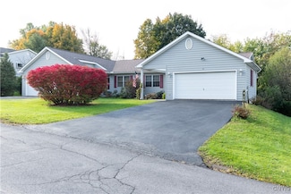 14 Danberry Rd, New Hartford, NY 13413