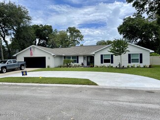 63 Saint Andrews Terrace, Ormond Beach, FL 32174