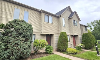 155 Village Square Dr Unit 13, New Britain, CT 06053