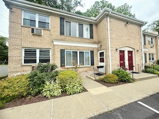 250 Beechwood Ave Unit 9A, Poughkeepsie, NY 12601