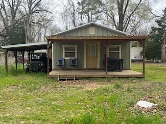 136 Hodges Camp Rd, Woodville, MS 39669