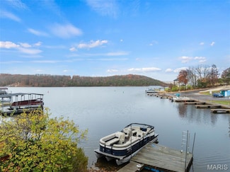 1641 Lake Shore Dr, Owensville, MO 65066