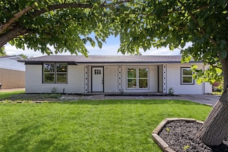 1610 SW 3rd St, Grand Prairie, TX 75051