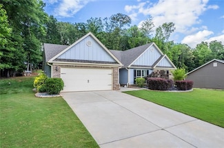 682 Carla Ct, Winder, GA 30680