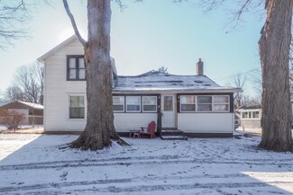 217 W Holcomb St, Athens, MI 49011