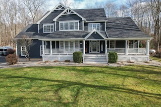 34 Yogananda St, Sandy Hook, CT 06482