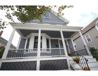 37 Clement Ave, Peabody, MA 01960