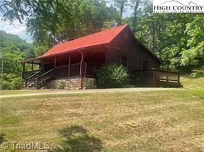 7734 Old Us Highway 64 E, Independence, VA 24348