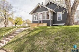 1230 N Dakota Ave, Sioux Falls, SD 57104