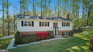 12781 Rockwood Ln, Woodbridge, VA 22192