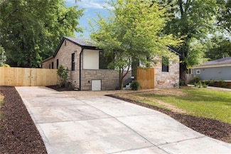 1130 Mclinden Ave SE, Smyrna, GA 30080