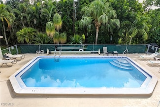 4931 Vincennes Ct Unit 6, Cape Coral, FL 33904