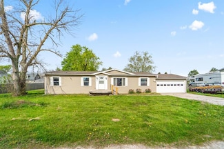 160 N 3rd St, Mc Callsburg, IA 50154