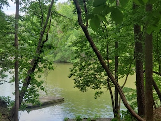 0 Bridgewater Ln, Lakes, VA 24121