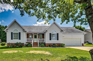 2886 Horseshoe Bend Rd, Randleman, NC 27317