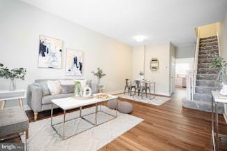 2407 Mcelderry St, Baltimore, MD 21205