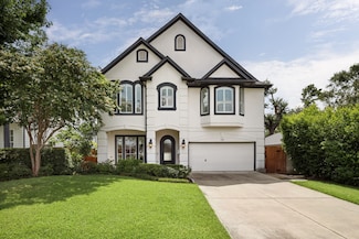 919 Worthshire St, Houston, TX 77008