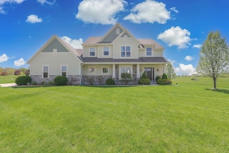 N65W28101 Hickory Hill Dr, Sussex, WI 53089