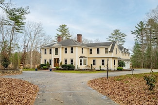 17 Arrowhead Dr, Norwell, MA 02061
