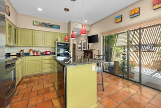 4223 Clear Lake Cir, Fort Worth, TX 76109