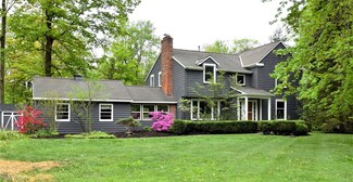 31400 Fairview Rd, Chagrin Falls, OH 44022