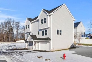 9 Newburg St Unit 9, Haverhill, MA 01832