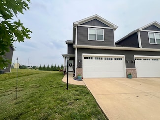 748 Sedgegrass Dr, Champaign, IL 61822