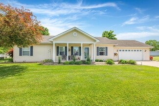 702 Ruble St, Greenfield, IL 62044