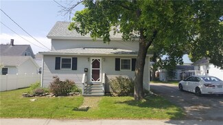 43 Summer St, Old Town, ME 04468