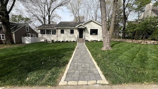 1639 Indiana St, Lawrence, KS 66044