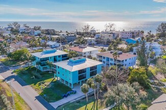 3704 6th Ave Unit 5, Holmes Beach, FL 34217