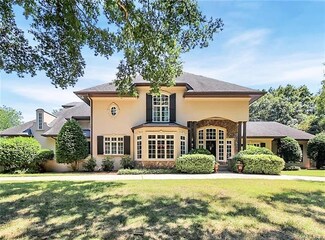 2121 Delpond Ln, Charlotte, NC 28226
