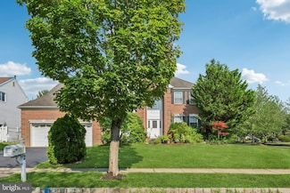 2 Carriage Ct, East Windsor, NJ 08520