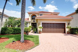 21 Lawrence Lake Dr, Boynton Beach, FL 33436