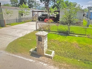 513 Arcadian Dr, Crosby, TX 77532