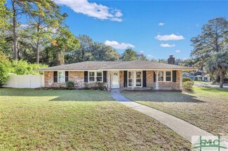 807 Dyches Dr, Savannah, GA 31406