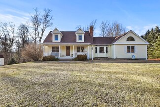 4 Bradish Farm Rd, Upton, MA 01568