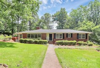 207 Oak Dr, Belmont, NC 28012