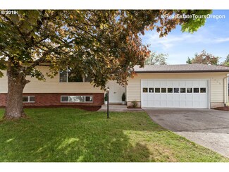2245 NW 7th Place, Gresham, OR 97030