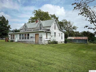 221 Maple, Pleasant Dale, NE 68423