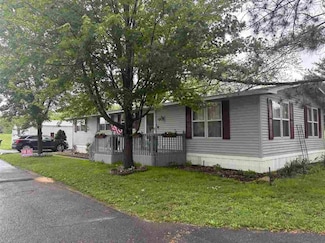 2128 S Riverside Dr Unit 135, Iowa City, IA 52246