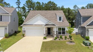 624 Columbus Cir, Simpsonville, SC 29680