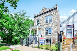 4042 W Adams St, Chicago, IL 60624