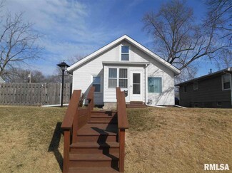 1417 S Nevada Ave, Davenport, IA 52802